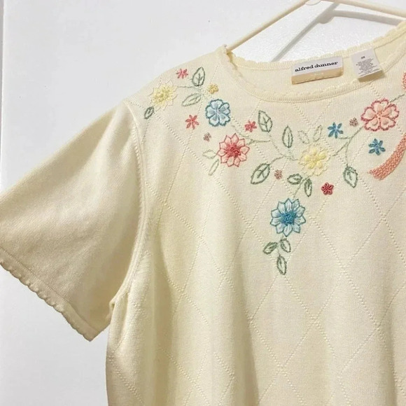 Vintage - Alfred Dunner Embroidered Short Sleeve Sweater - Picture 4 of 9